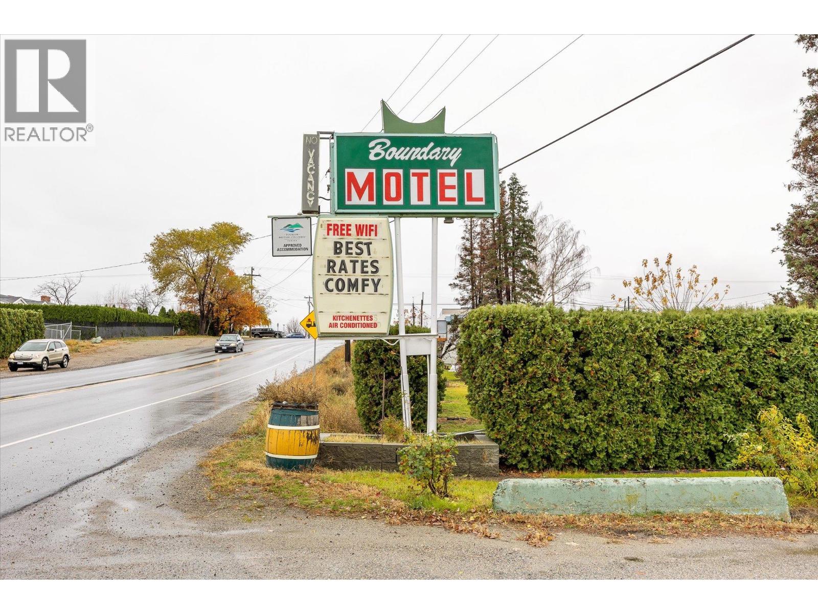 7414 97 Street, Osoyoos