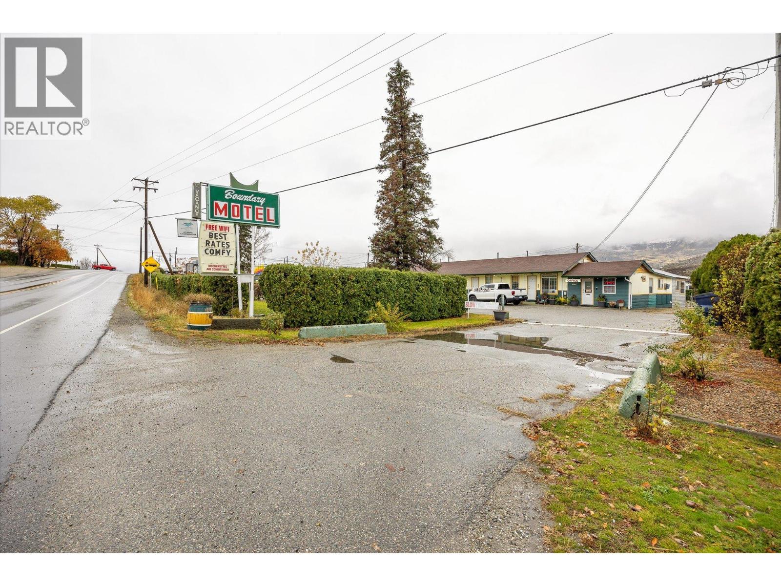 7414 97 Street, Osoyoos