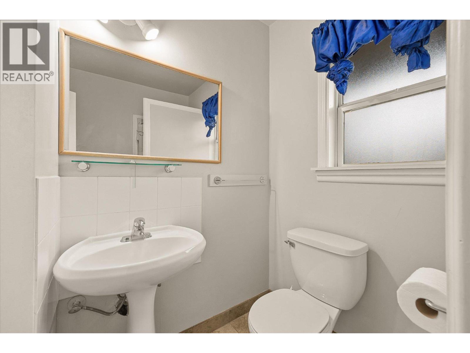 7414 97 Street, Osoyoos