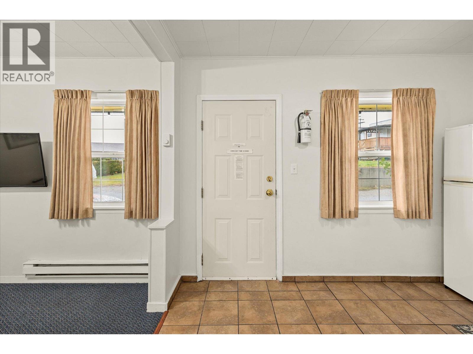 7414 97 Street, Osoyoos