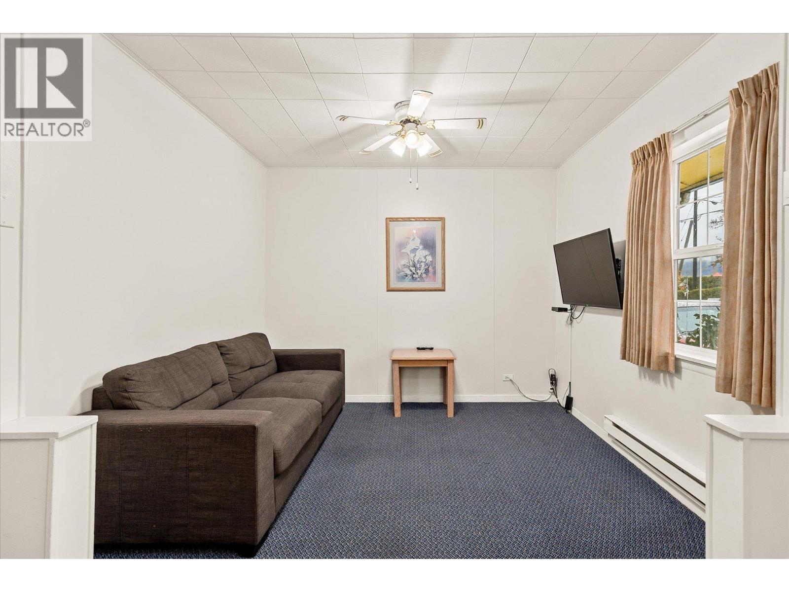 7414 97 Street, Osoyoos