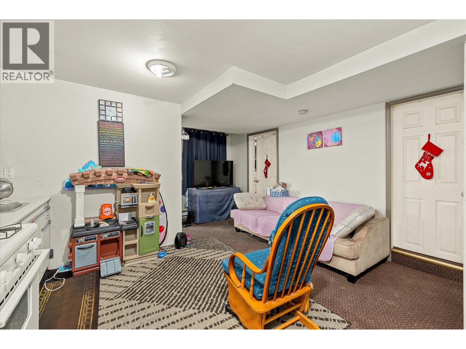 7414 97 Street, Osoyoos