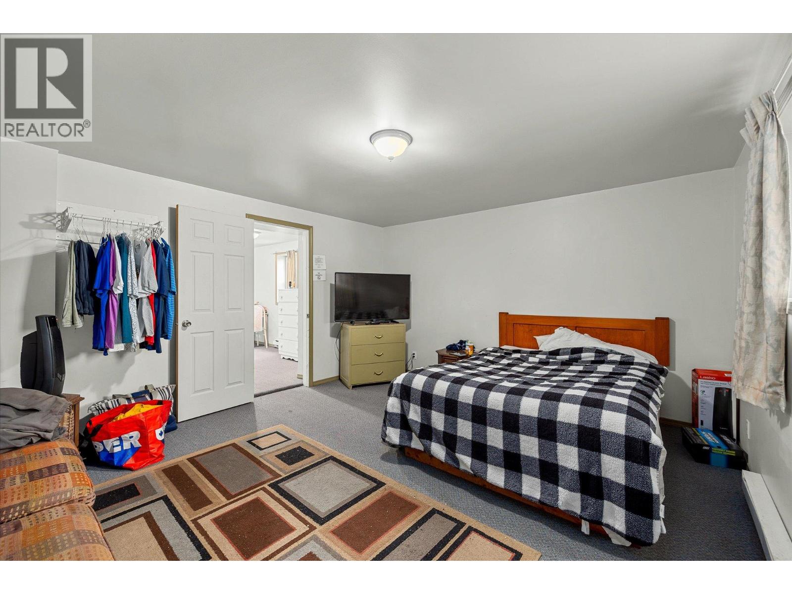 7414 97 Street, Osoyoos