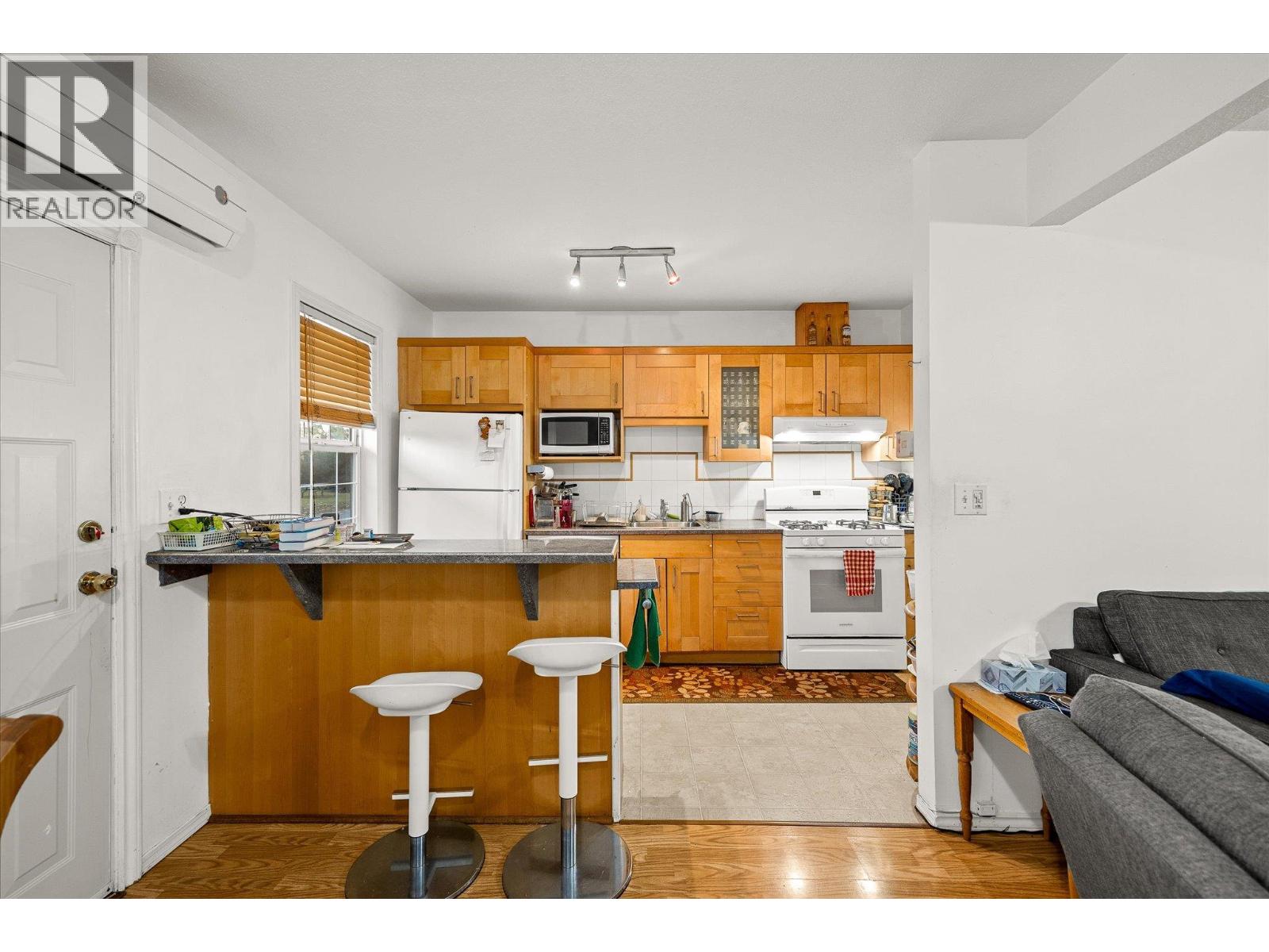 7414 97 Street, Osoyoos