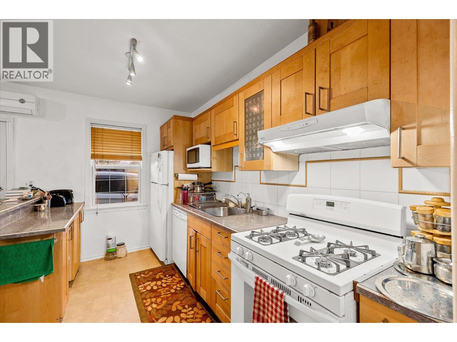 7414 97 Street, Osoyoos