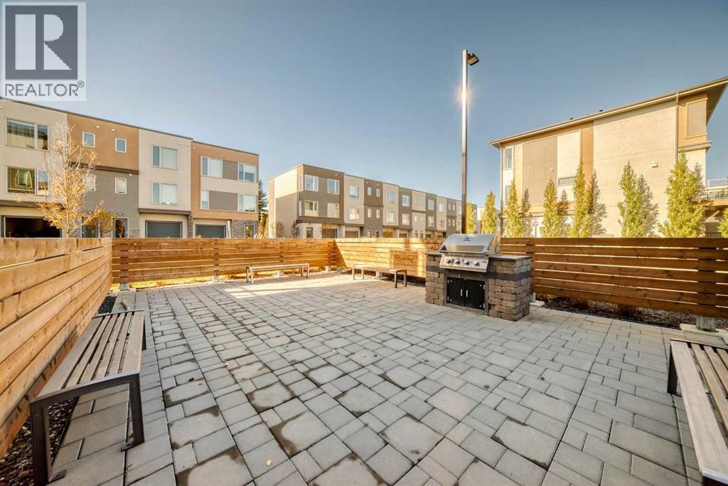 Single Family House for Sale in   Shawnee Square SW Shawnee Slopes Calgary 