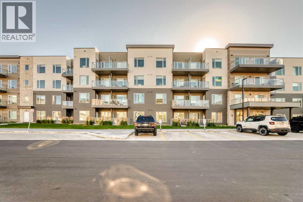 Single Family House for Sale in   Shawnee Square SW Shawnee Slopes Calgary 