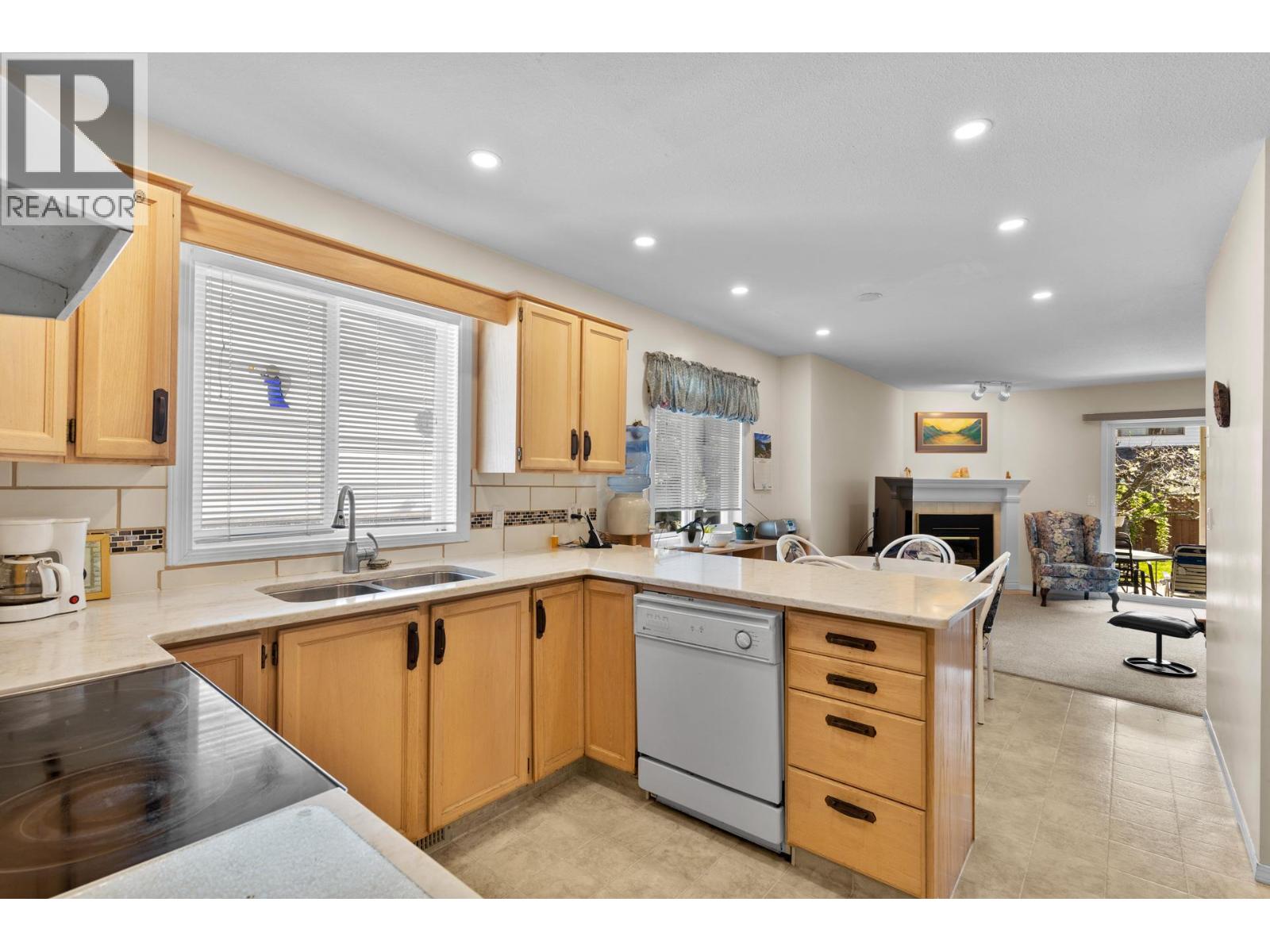  390 McTavish Crescent, Kelowna