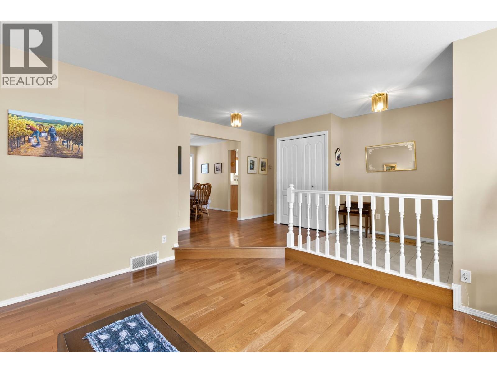  390 McTavish Crescent, Kelowna