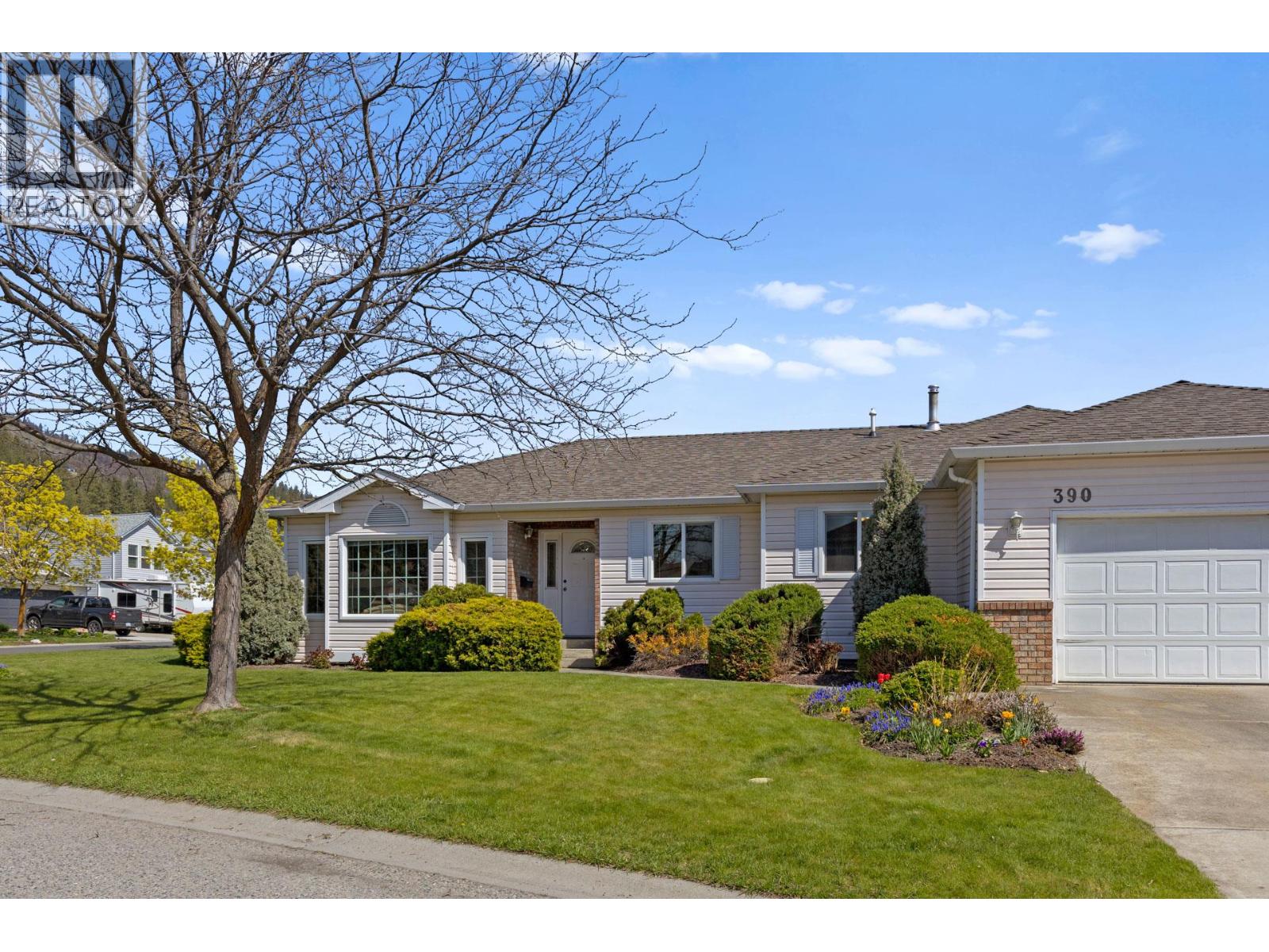  390 McTavish Crescent, Kelowna