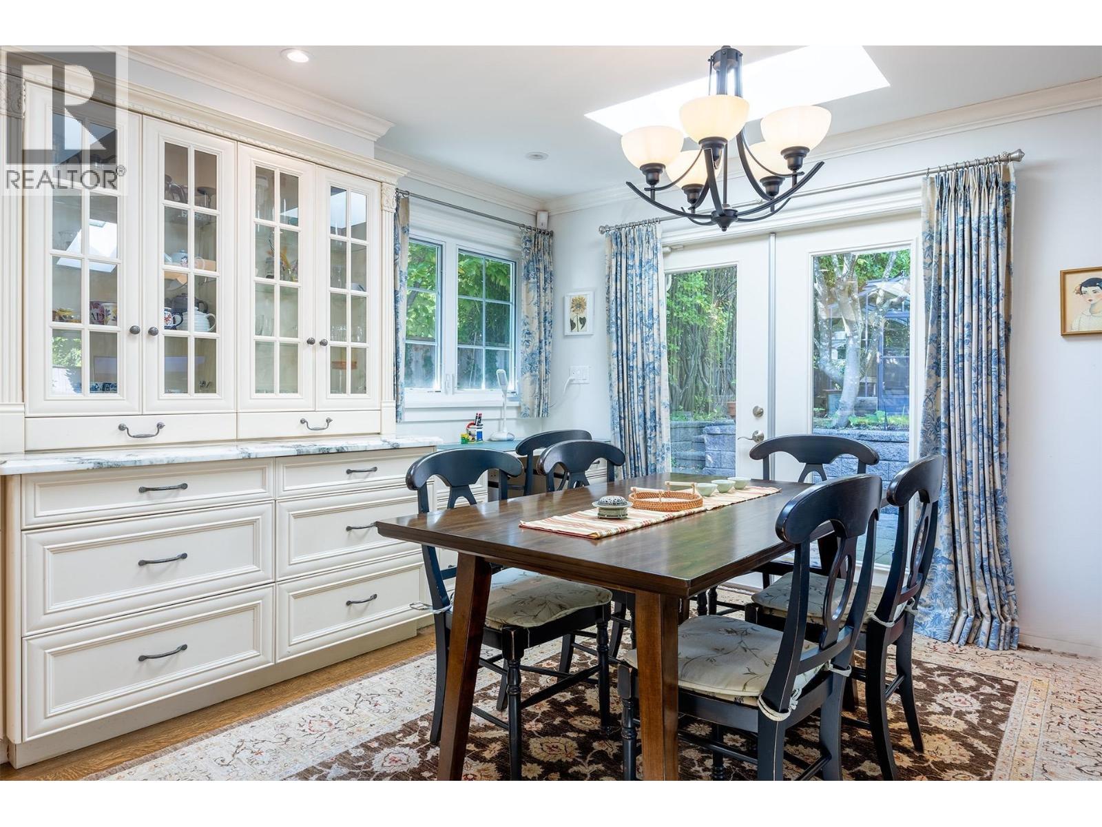 539 NEWCROFT PLACE, West Vancouver