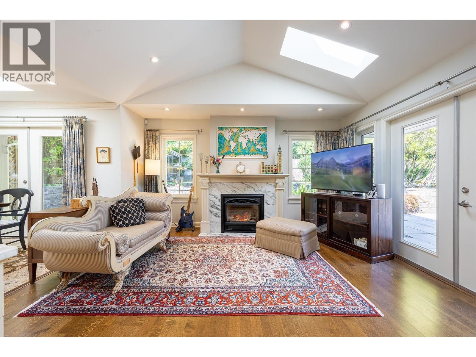 539 NEWCROFT PLACE, West Vancouver