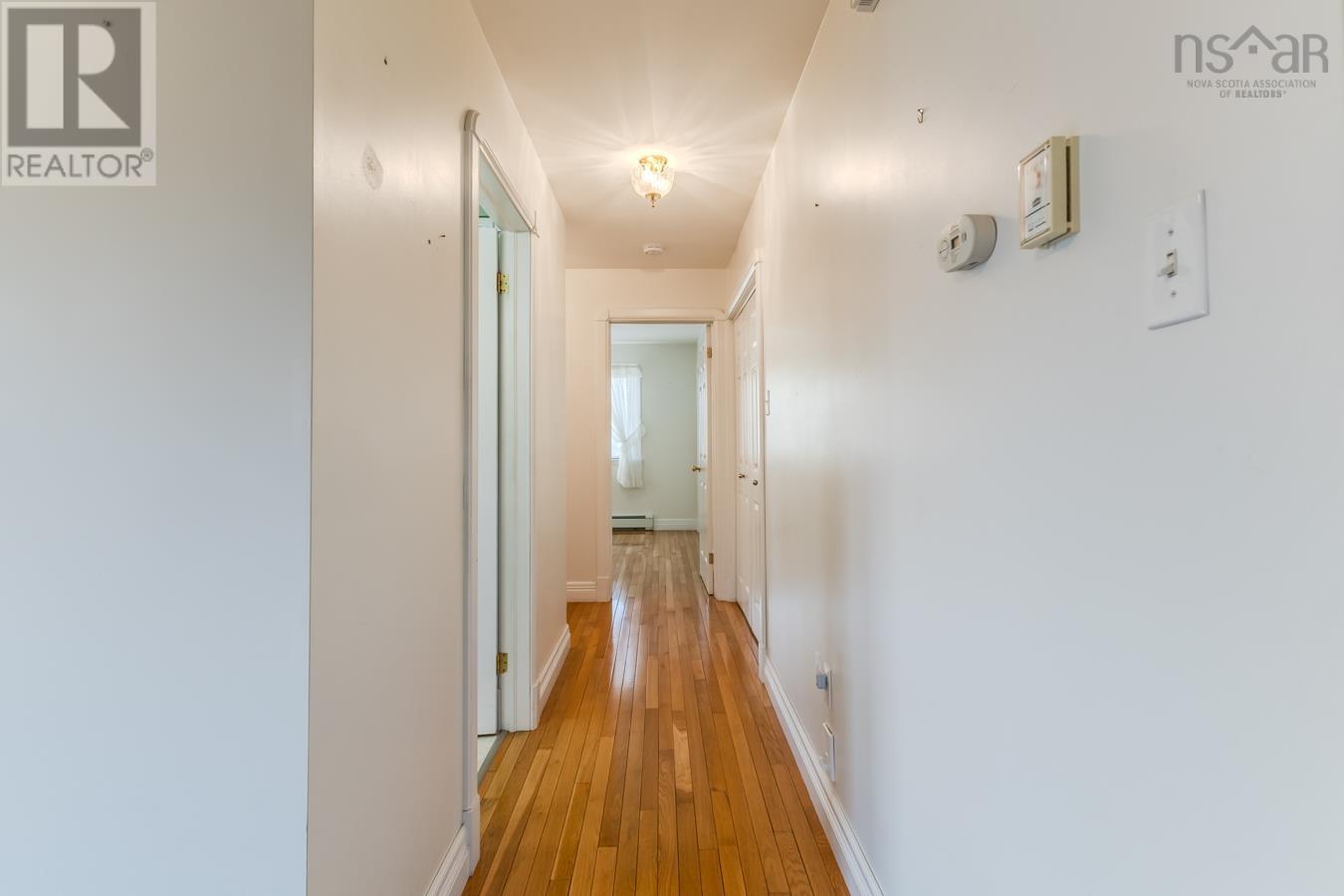 Property 22 of 49 of 157 Parkwood South