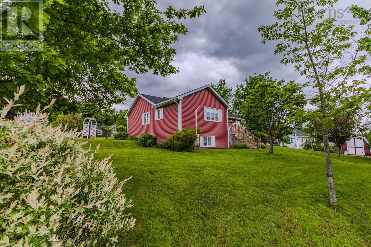 Property 3 of 49 of 157 Parkwood South