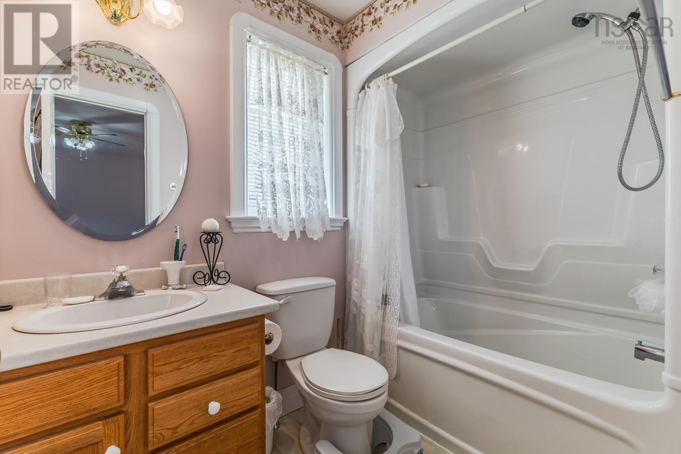 Property 30 of 49 of 157 Parkwood South