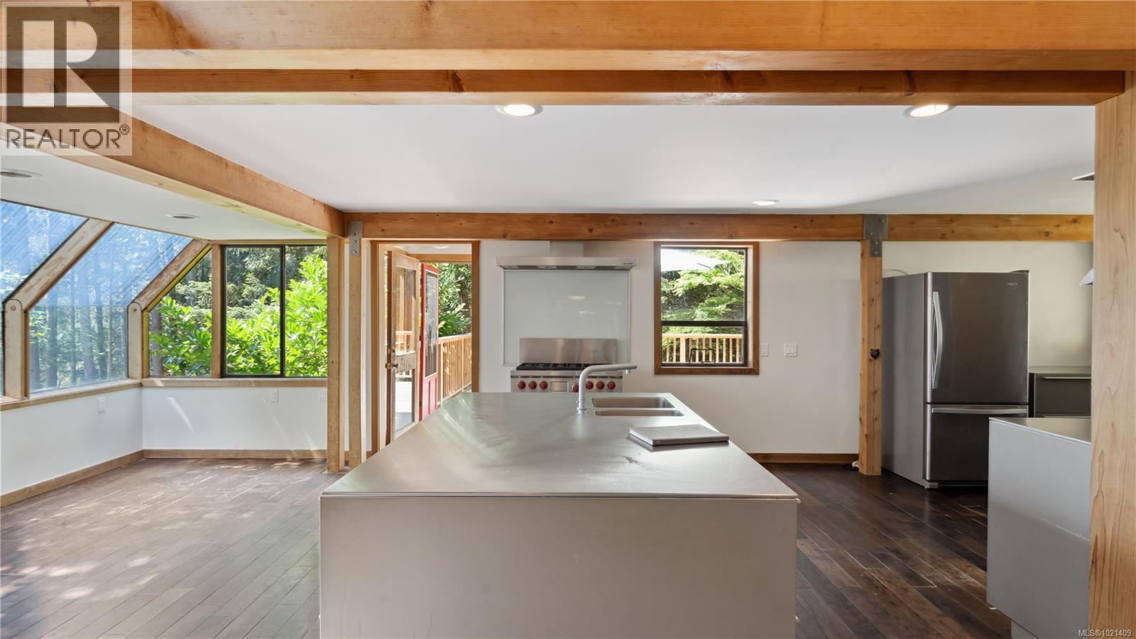  185 Bulman Road, Salt Spring