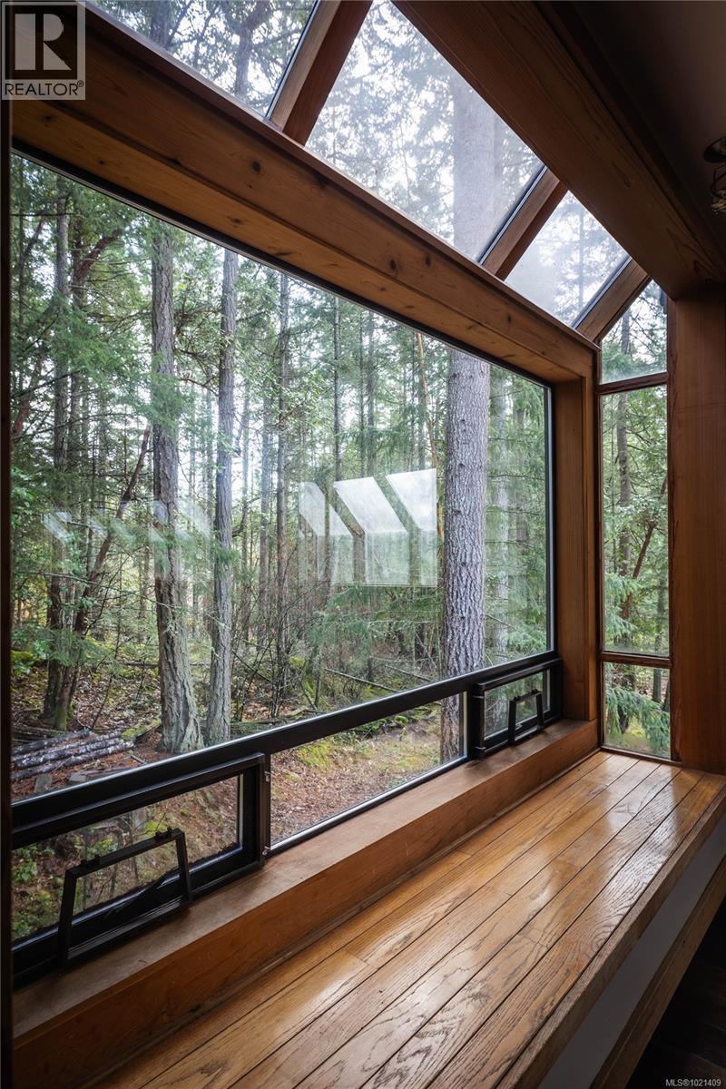  185 Bulman Road, Salt Spring