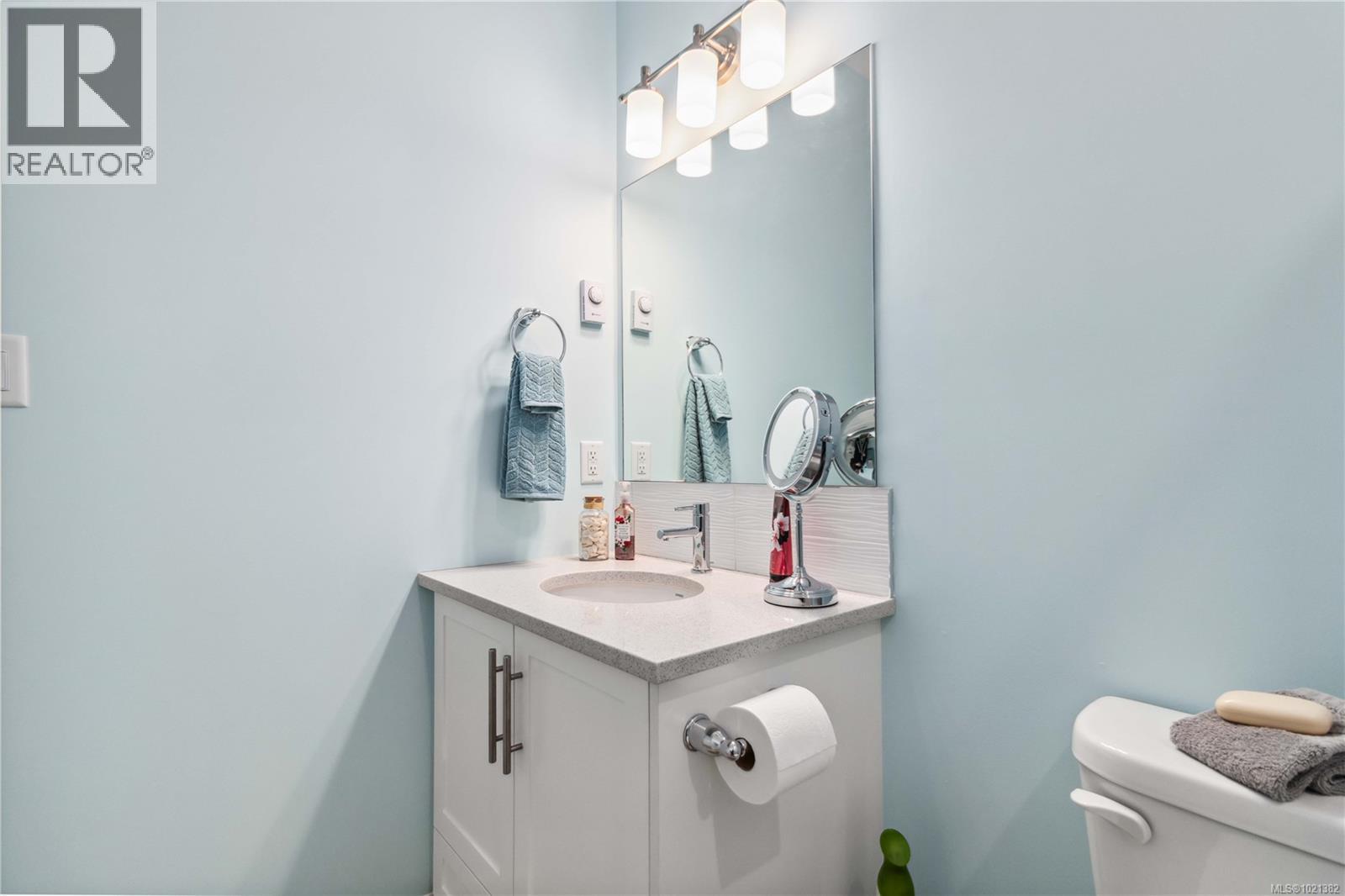  2459 Fern Way, Sooke