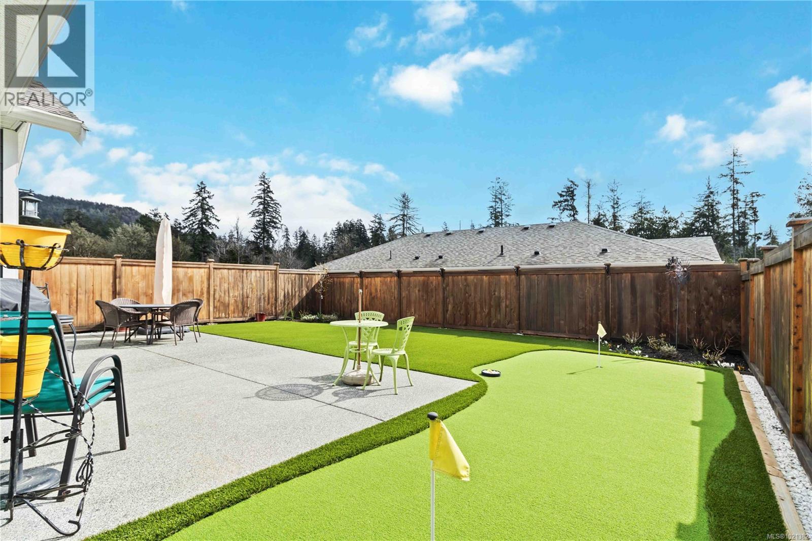  2459 Fern Way, Sooke