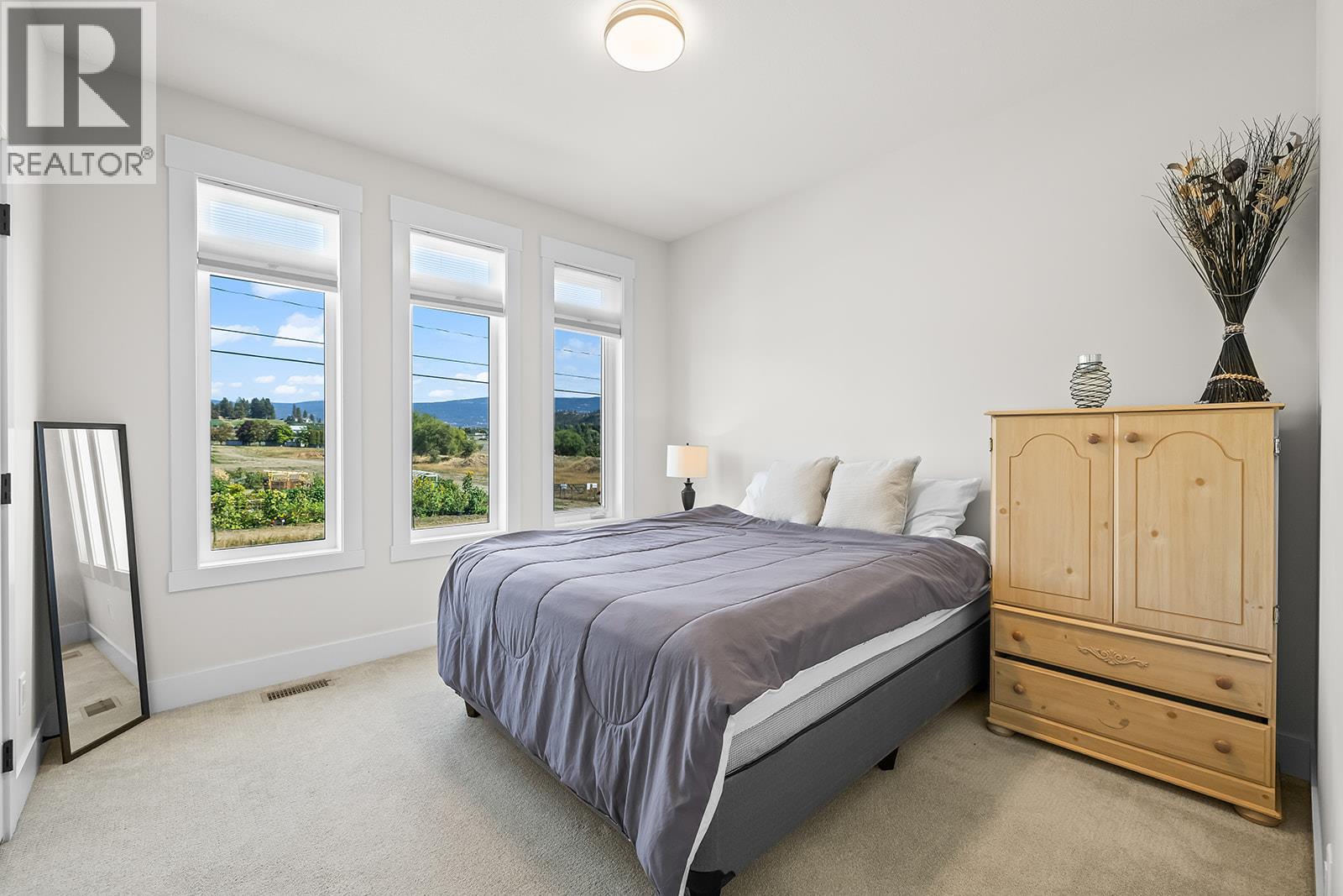  136 Summerhill Place, Kelowna