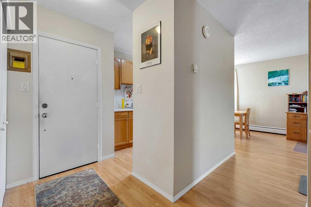 Single Family House for Sale in   Travois Crescent NW Thorncliffe Calgary 