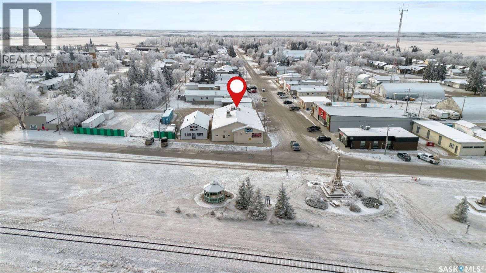 401 1ST STREET - Photo 3 of 38, Montmartre, Saskatchewan