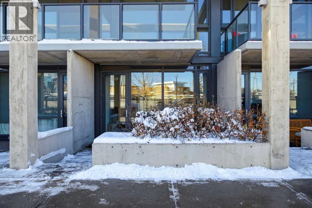 Single Family House for Sale in  A Street NW Sunnyside Calgary 