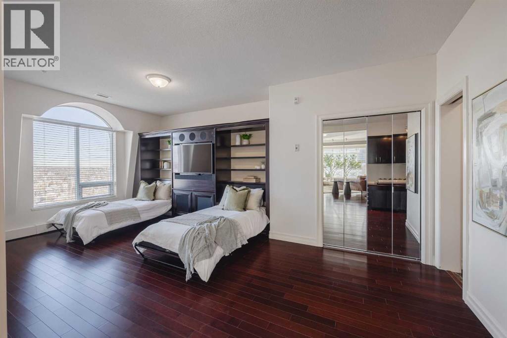 Single Family House for Sale in    Avenue NW Hounsfield Heights/Briar Hill Calgary 