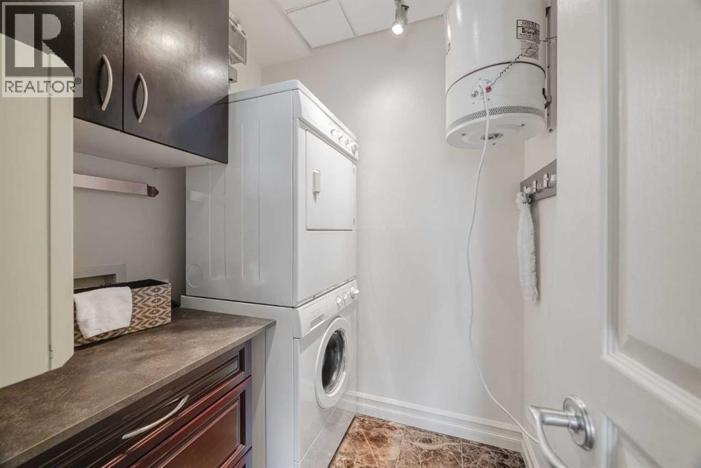 1002, 1718 14 Avenue NW, Calgary, Alberta