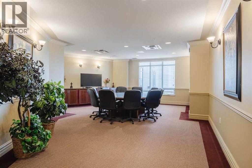 Single Family House for Sale in    Avenue NW Hounsfield Heights/Briar Hill Calgary 