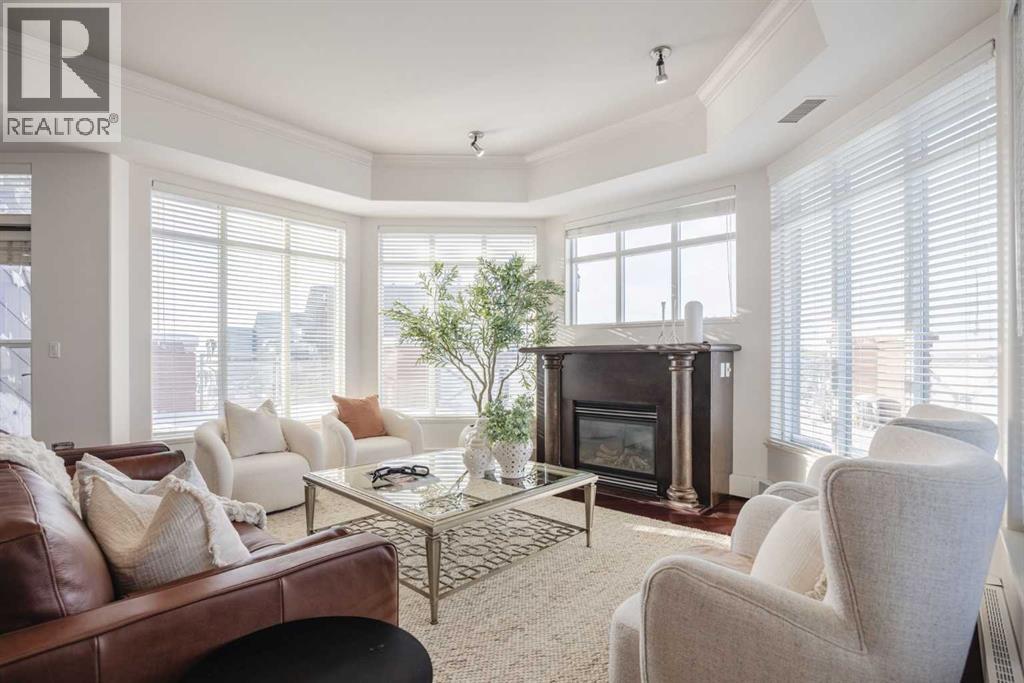 Single Family House for Sale in    Avenue NW Hounsfield Heights/Briar Hill Calgary 