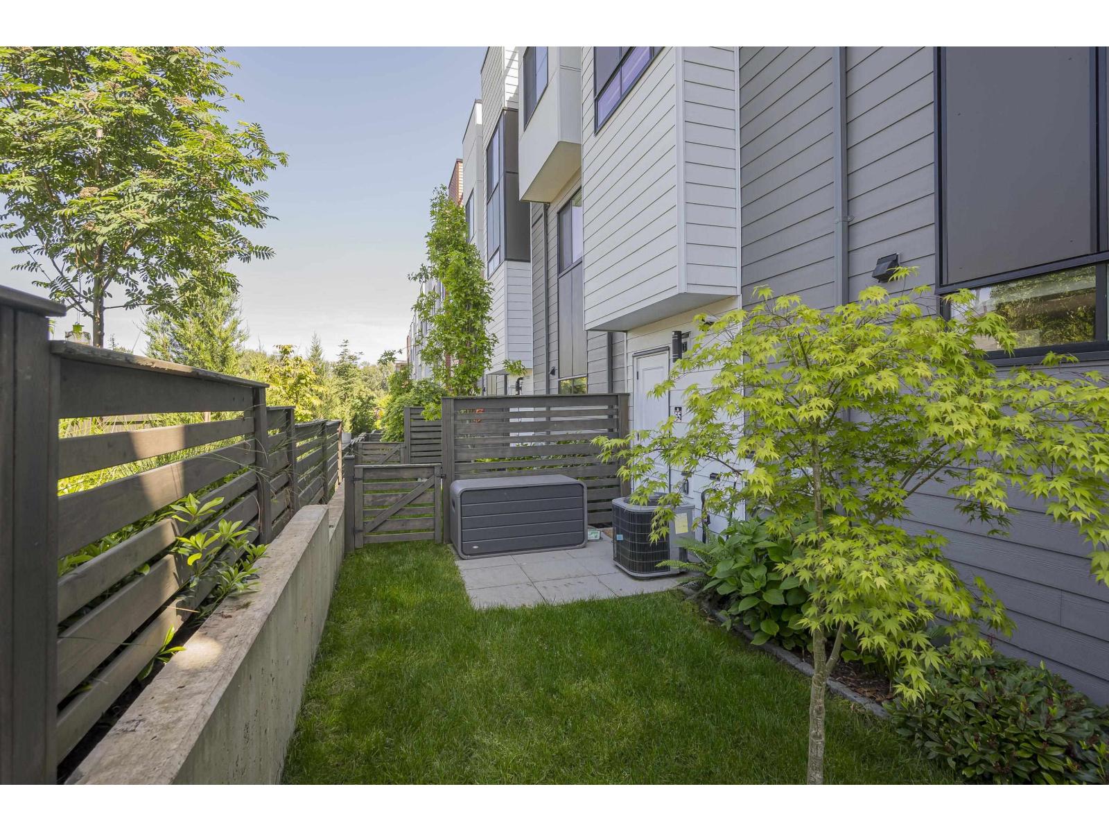 65 1639 162 STREET, Surrey