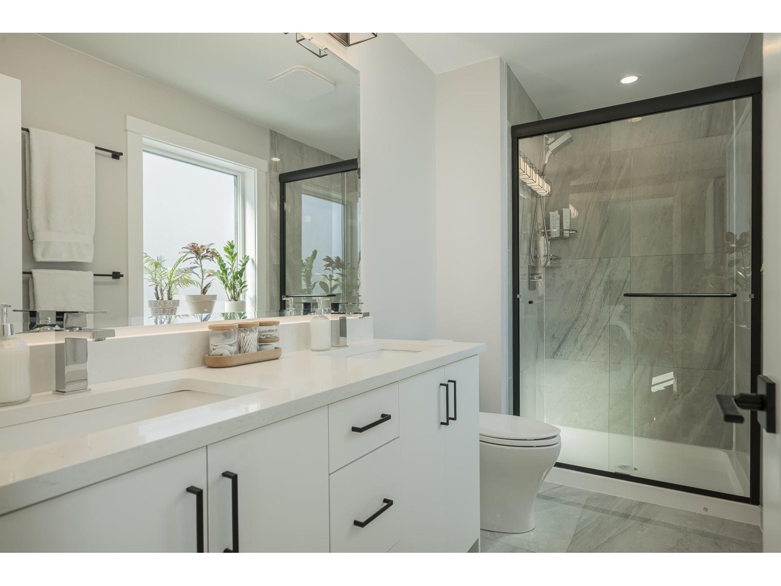 65 1639 162 STREET, Surrey