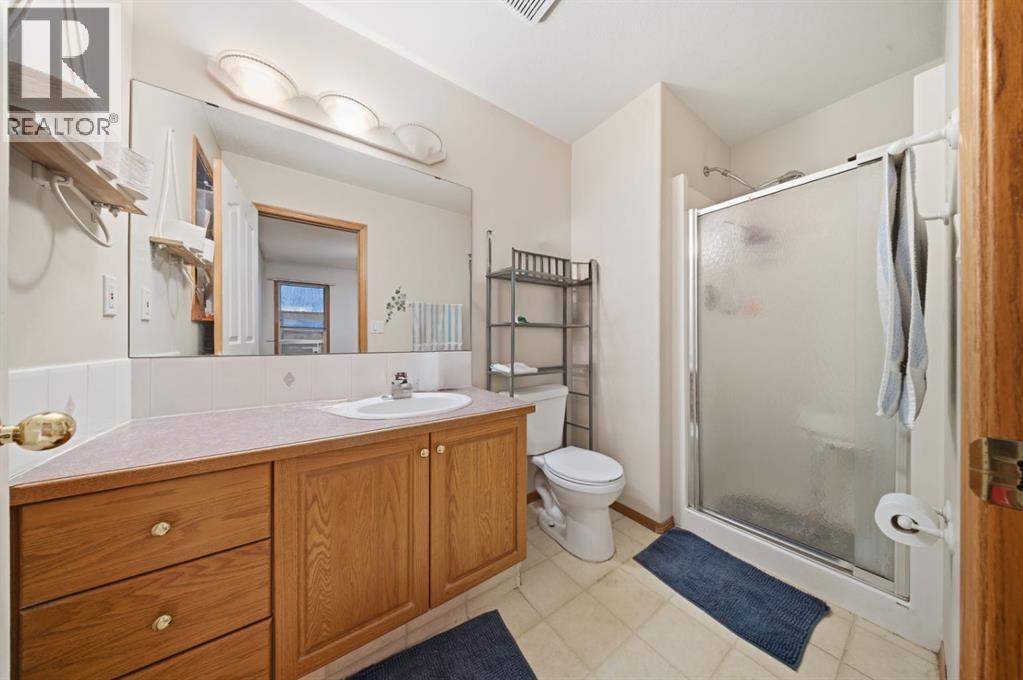 5905 61 Avenue, Ponoka