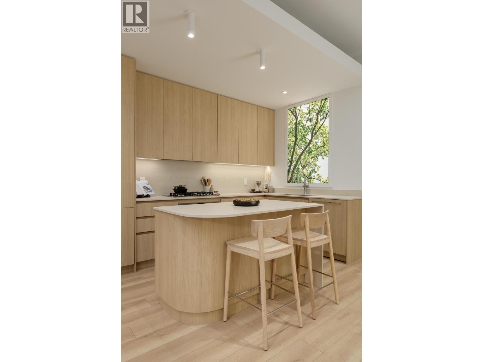 104 2810 NANAIMO STREET, Vancouver