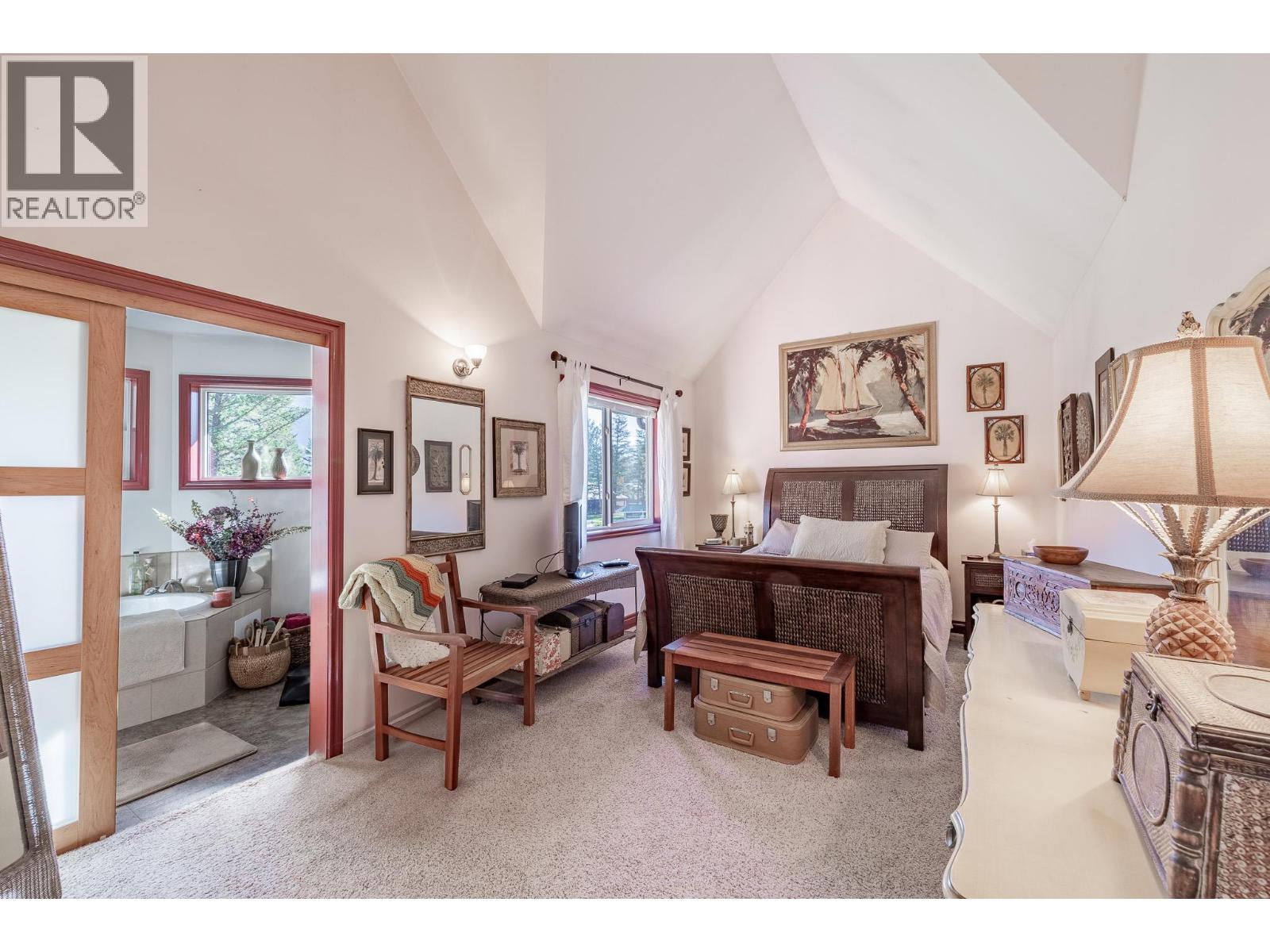 6823 COLUMBIA RIDGE Drive, Fairmont Hot Springs