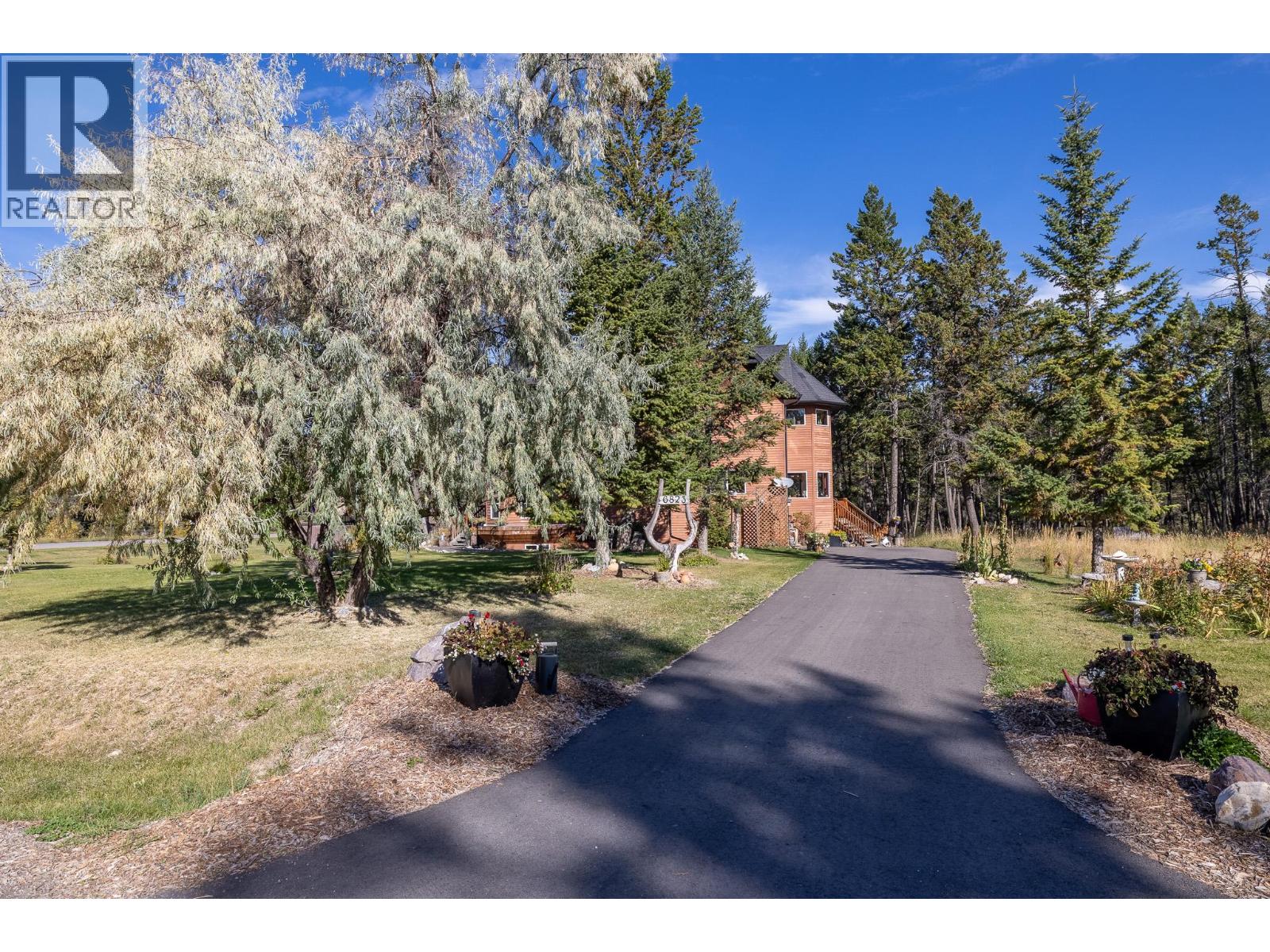 6823 COLUMBIA RIDGE Drive, Fairmont Hot Springs