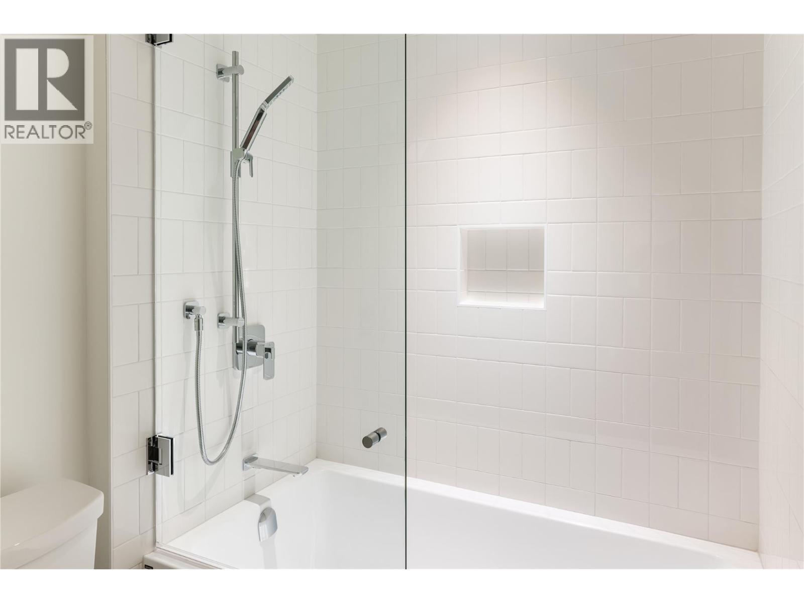 110 5650 The Edge Place, Kelowna