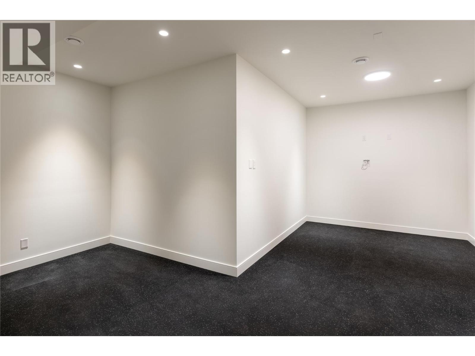 110 5650 The Edge Place, Kelowna