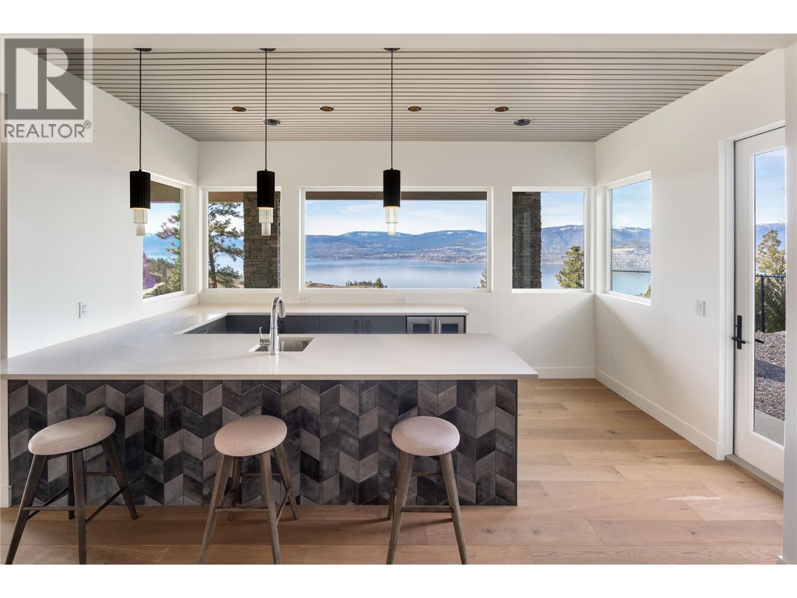 110 5650 The Edge Place, Kelowna