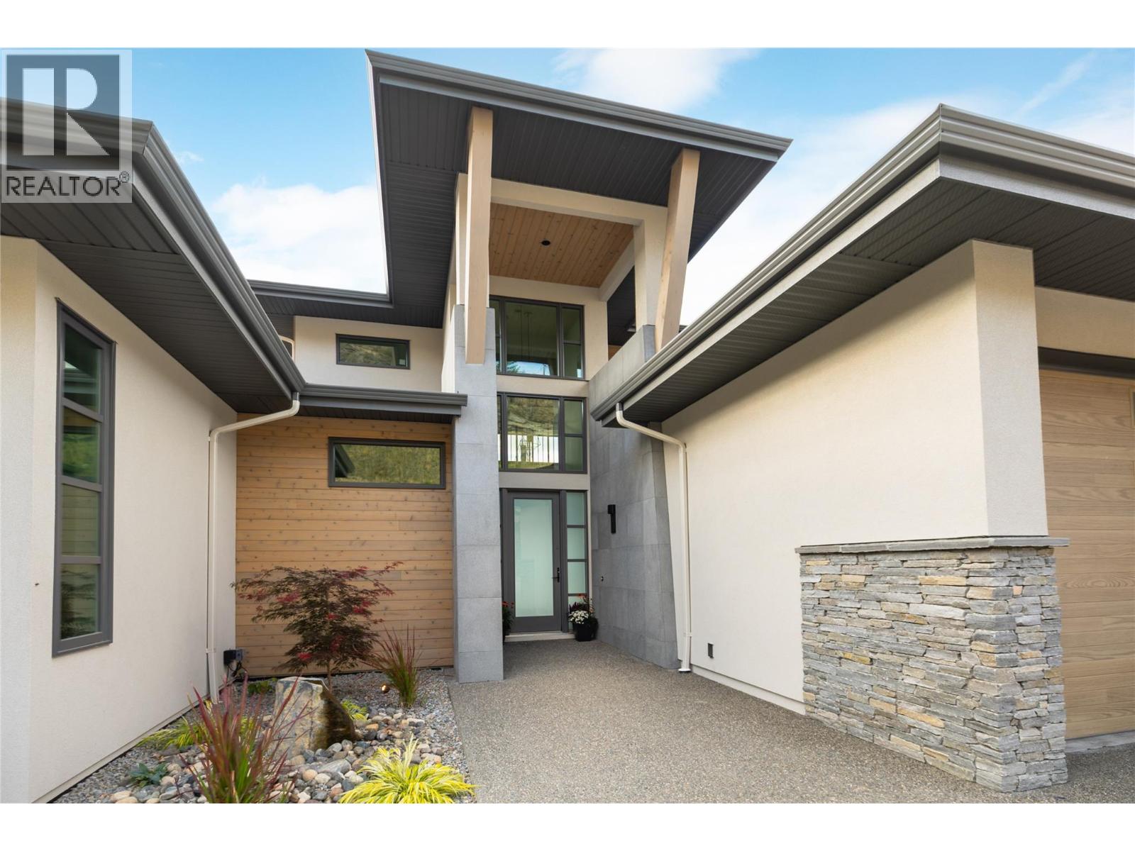 110 5650 The Edge Place, Kelowna