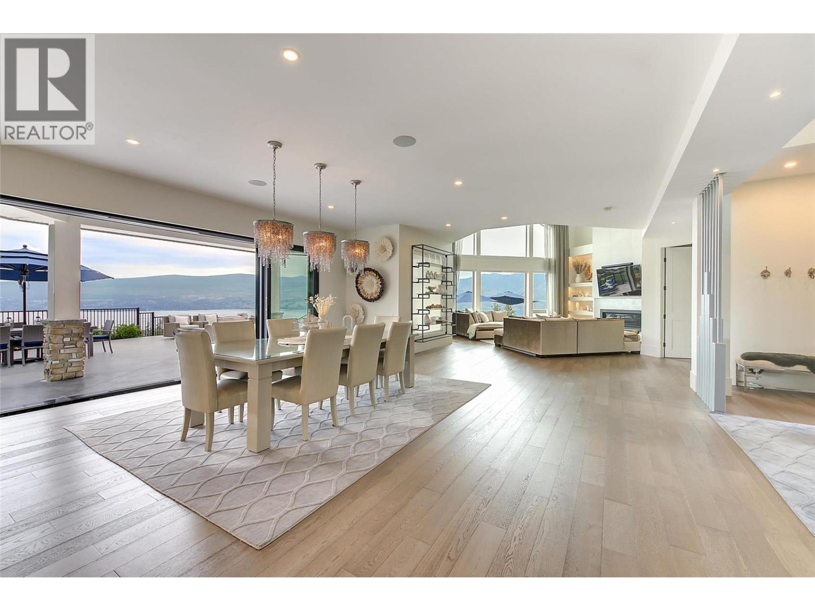  1520 Vineyard Drive, West Kelowna