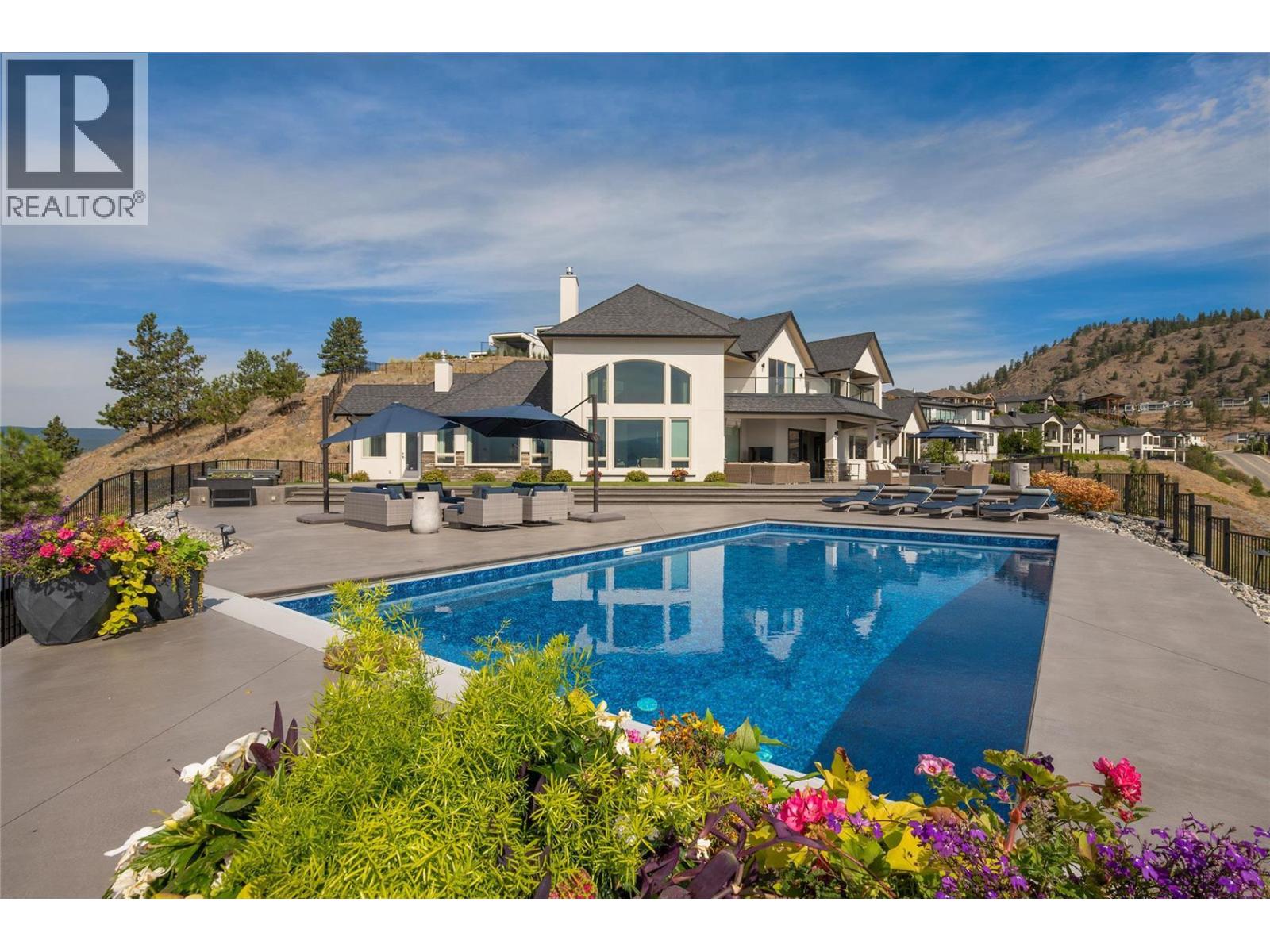  1520 Vineyard Drive, West Kelowna
