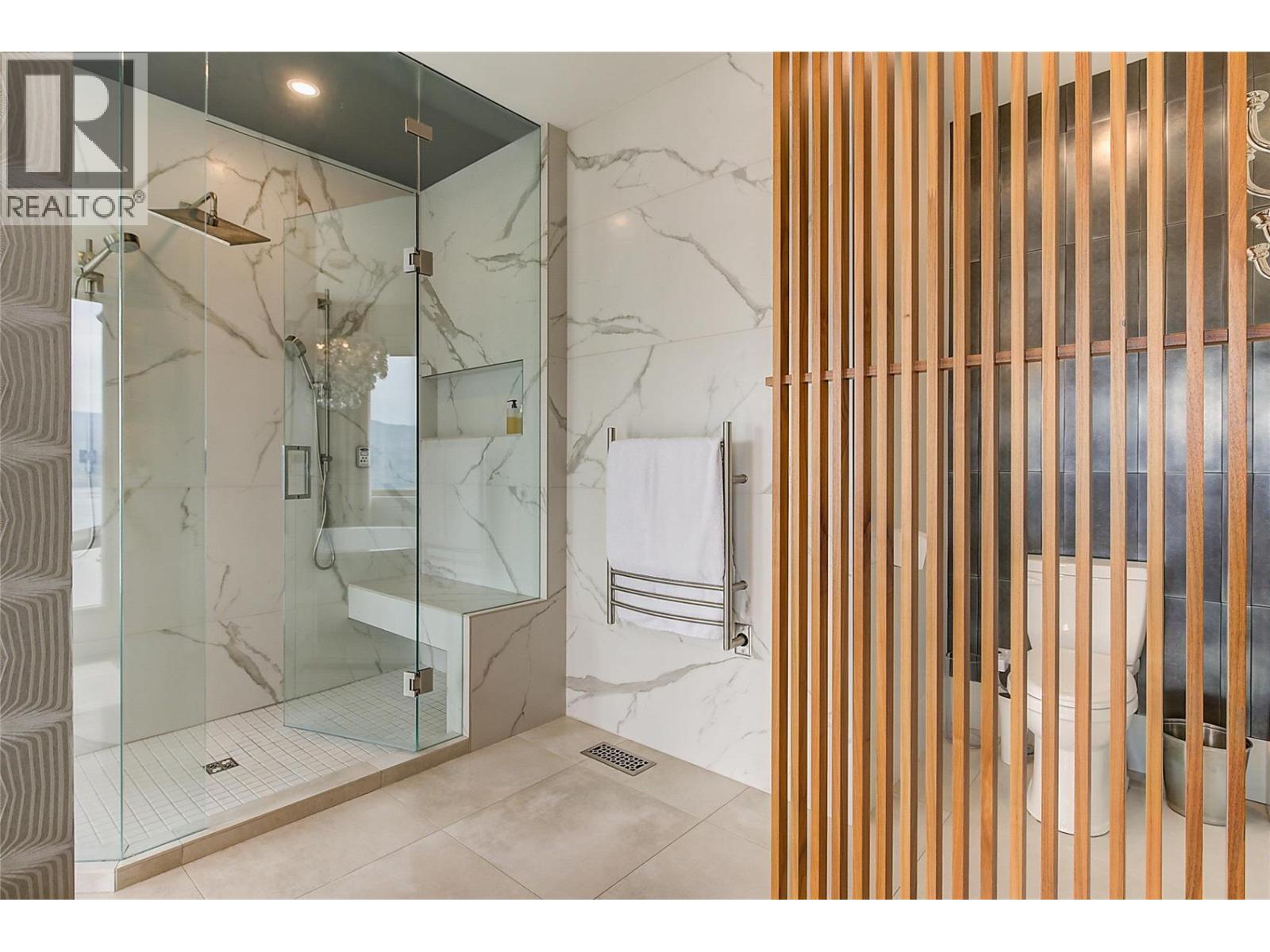  1520 Vineyard Drive, West Kelowna