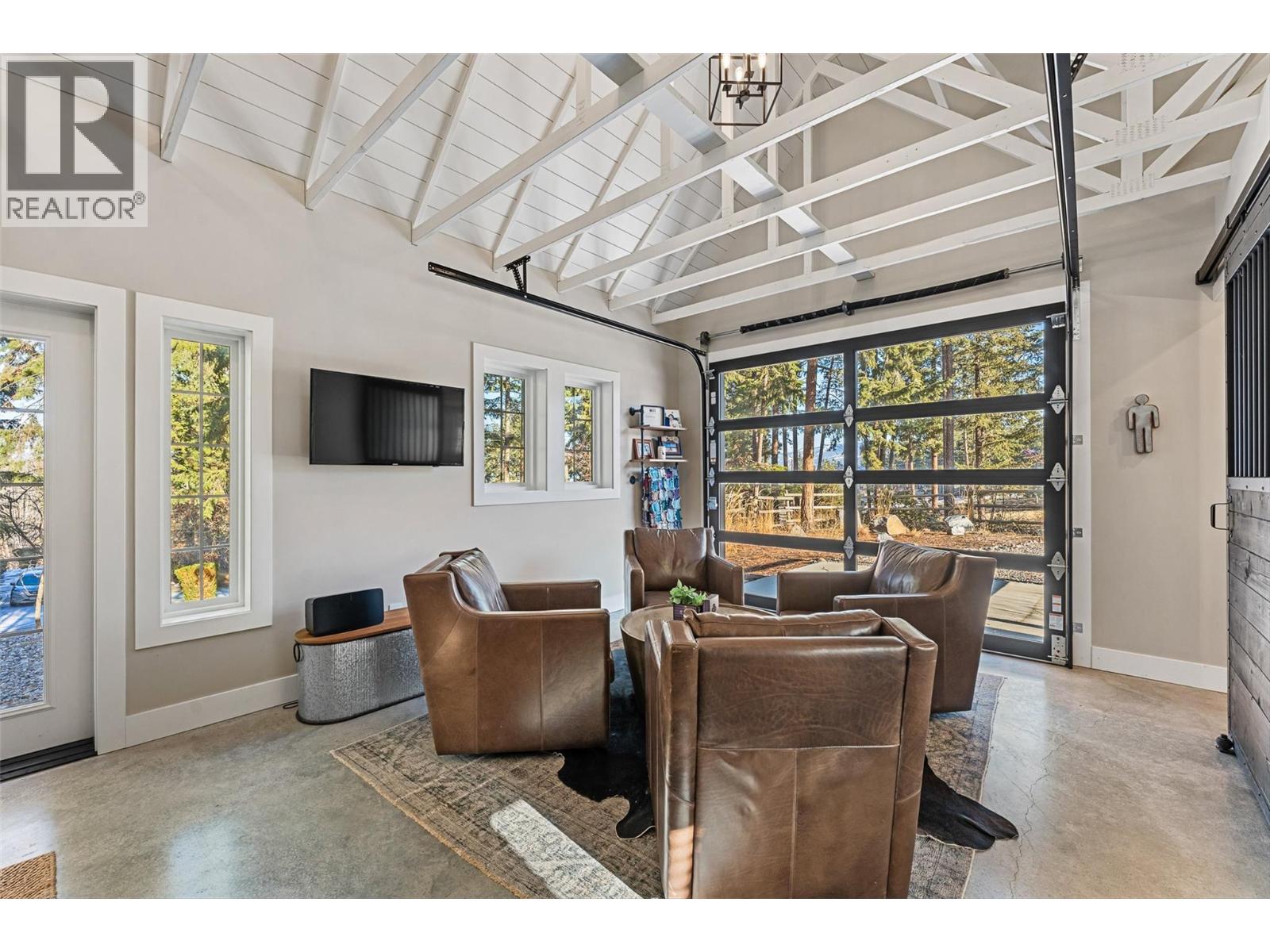  2957 Harvard Road, Kelowna