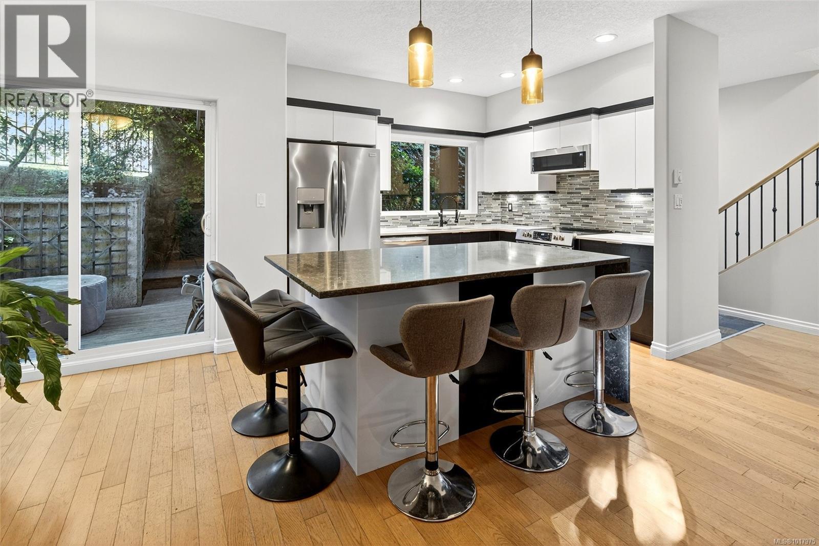 Single Family House Westcoast for Sale in   Mallek Cres Victoria 