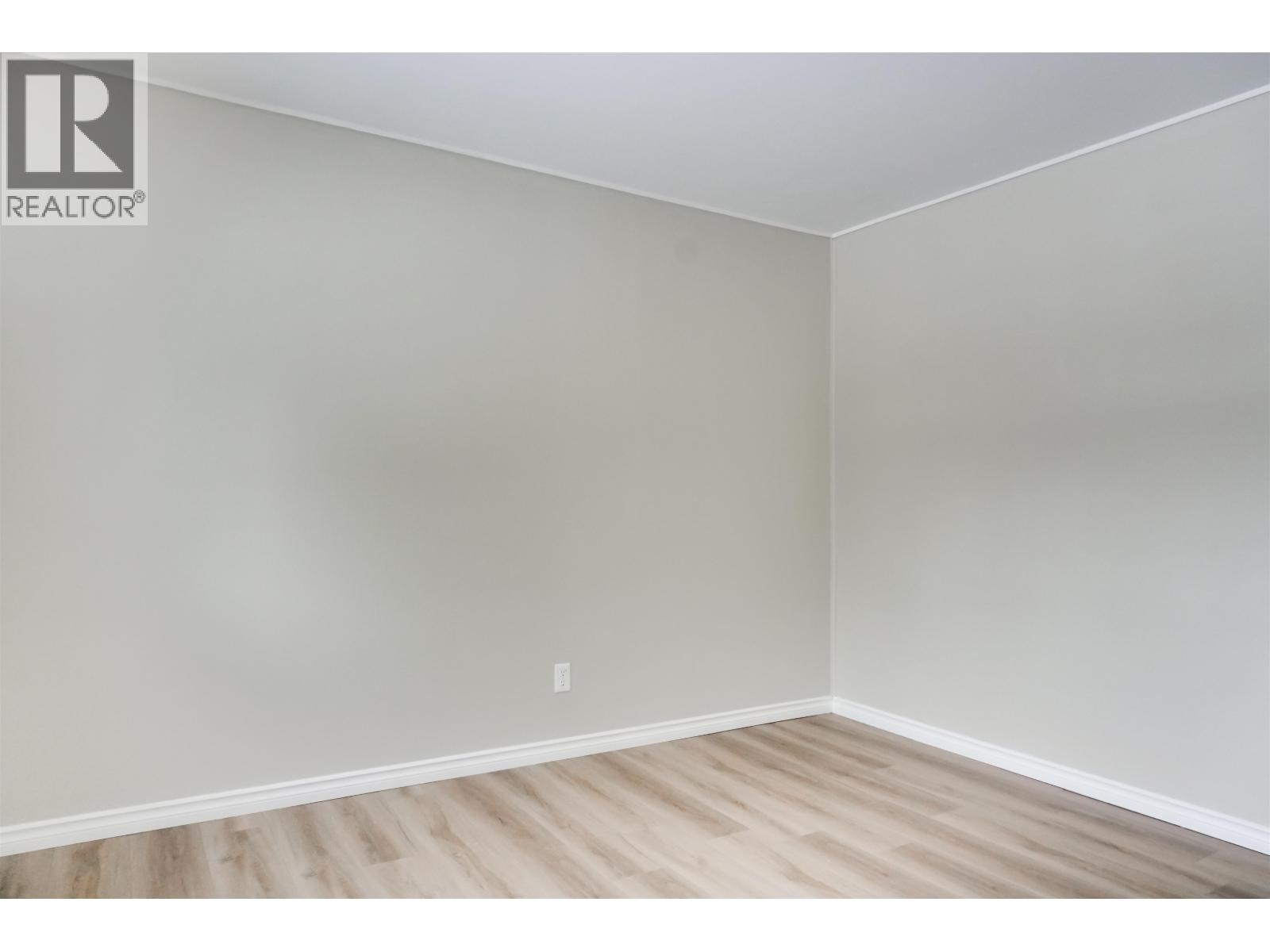 105 LILLOOET CRESCENT, Kitimat