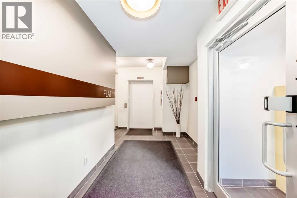 Single Family House for Sale in    Street Bankview Calgary 