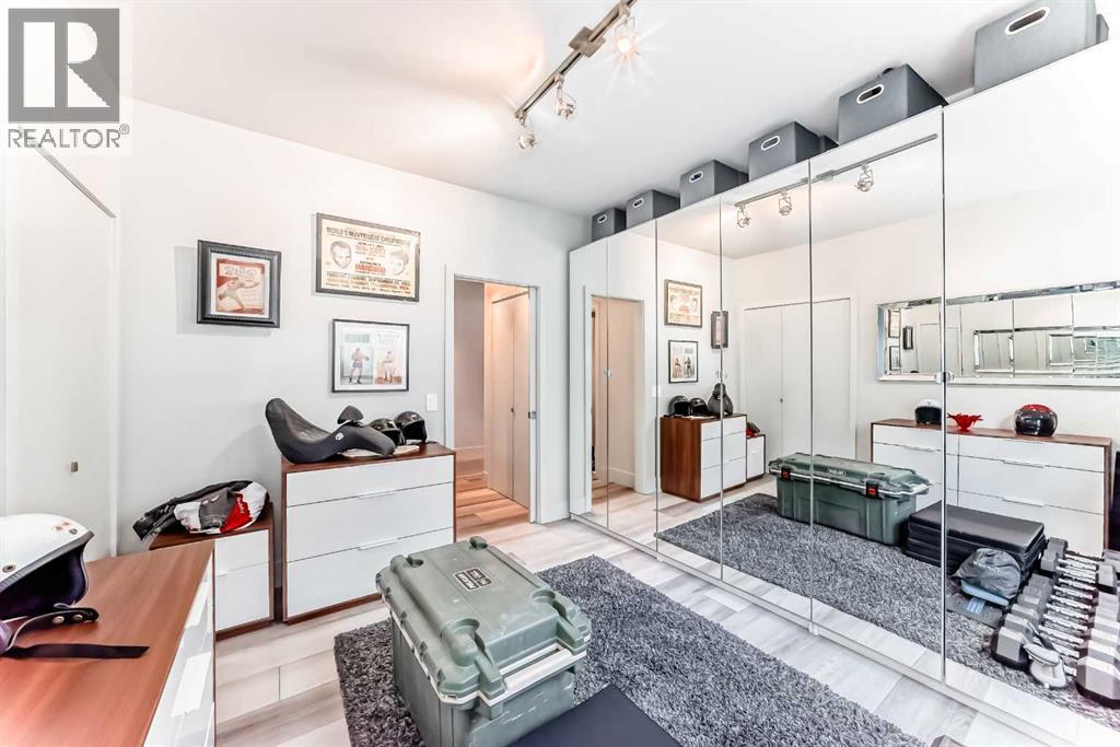 Single Family House for Sale in    Street Bankview Calgary 