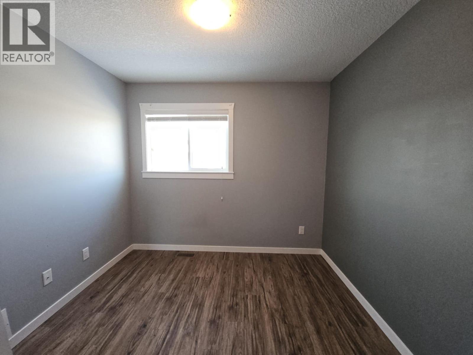 5216 41 Street NE, Chetwynd